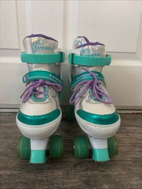 Luyata Kids Metallic Teal & White Roller Skates with Purple Laces